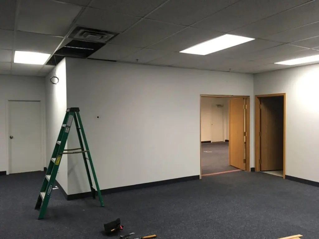 Handyman service - Adding wall to office