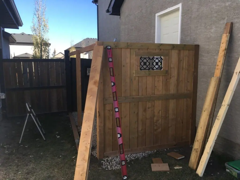 Handyman service - New fence