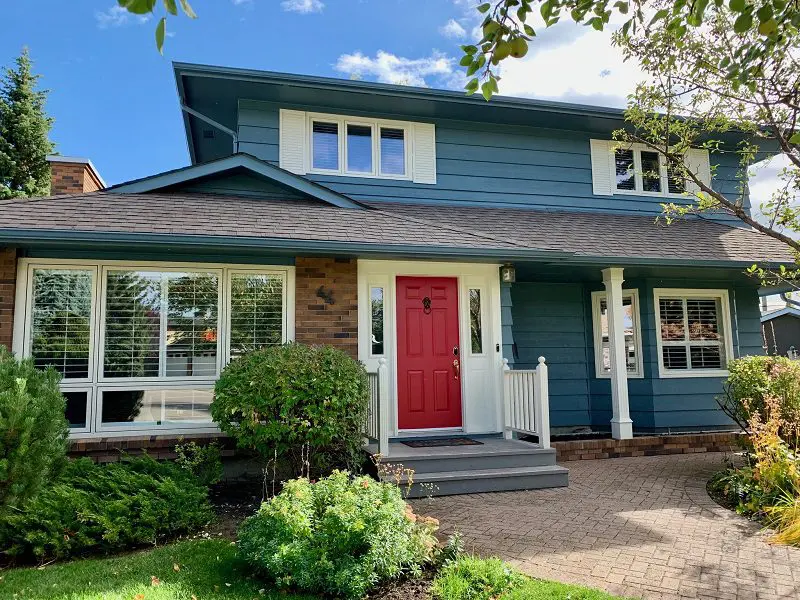 Exterior house painting services