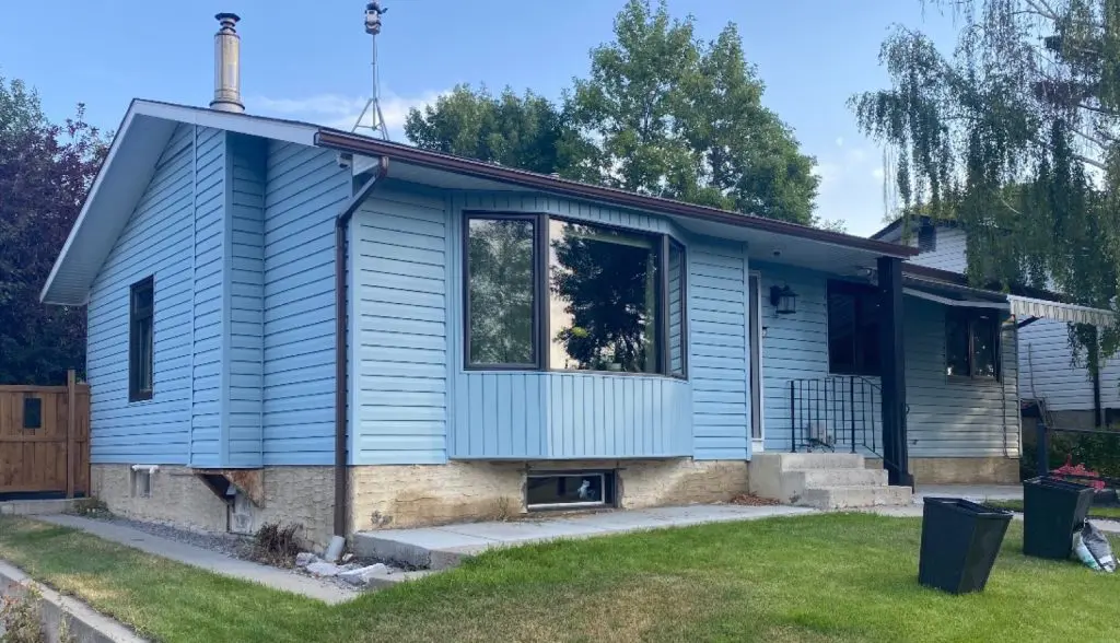 Vinyl siding painting