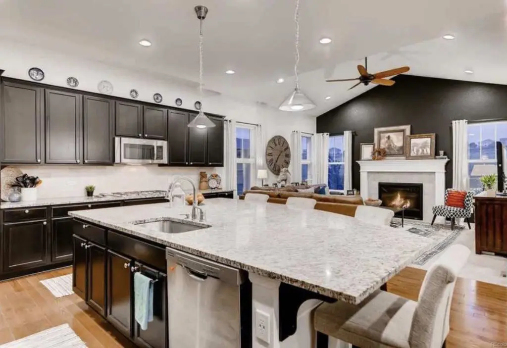 Get a free quote on kitchen cabinet painting