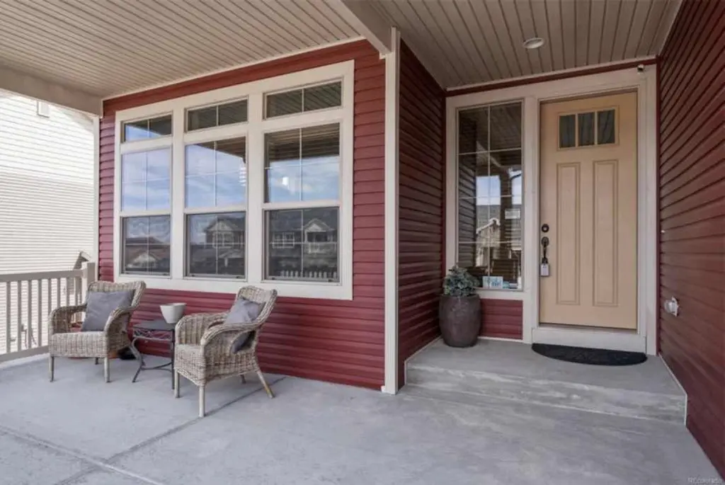 Professional painting services - residential exterior